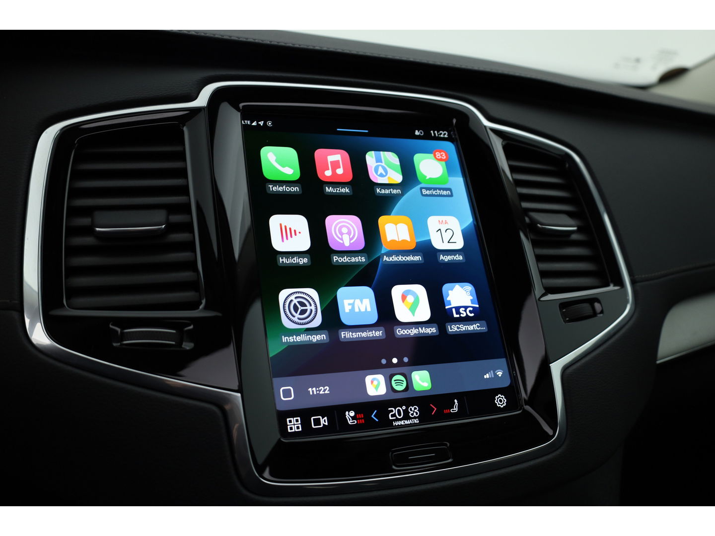 Volvo XC90 2.0 T8 Recharge AWD Plus Dark | Pano | Luchtvering | Elek. Trekhaak | Memory | 360cam | Stoel- Stuurverw. | Harman Kardon