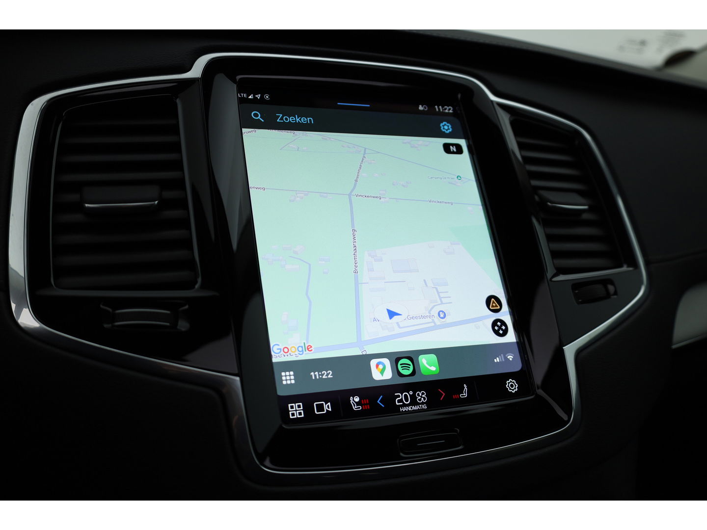 Volvo XC90 2.0 T8 Recharge AWD Plus Dark | Pano | Luchtvering | Elek. Trekhaak | Memory | 360cam | Stoel- Stuurverw. | Harman Kardon