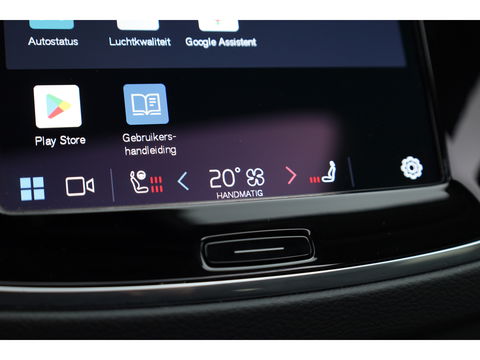 Volvo XC90 2.0 T8 Recharge AWD Plus Dark | Pano | Luchtvering | Elek. Trekhaak | Memory | 360cam | Stoel- Stuurverw. | Harman Kardon