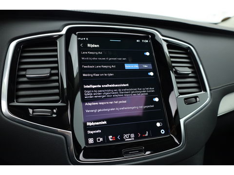 Volvo XC90 2.0 T8 Recharge AWD Plus Dark | Pano | Luchtvering | Elek. Trekhaak | Memory | 360cam | Stoel- Stuurverw. | Harman Kardon