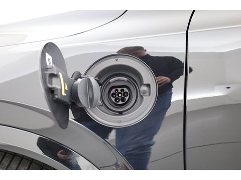 Volvo XC90 2.0 T8 Recharge AWD Plus Dark | Pano | Luchtvering | Elek. Trekhaak | Memory | 360cam | Stoel- Stuurverw. | Harman Kardon