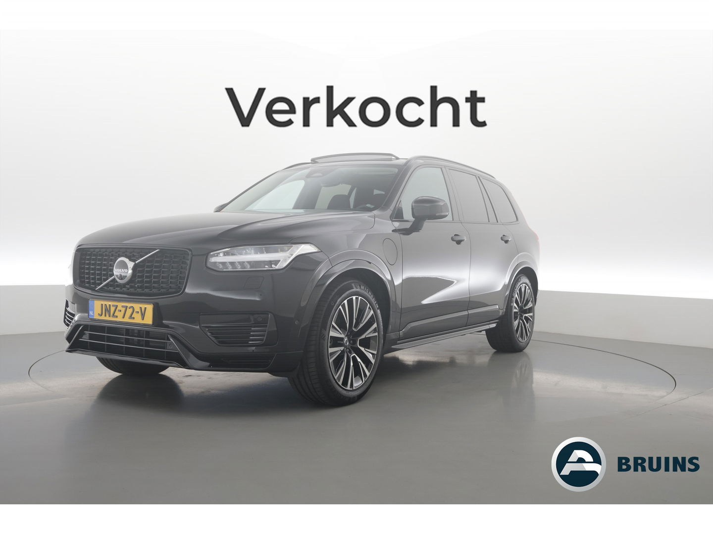 Volvo XC90 2.0 T8 Recharge AWD Plus Dark | Pano | Luchtvering | Elek. Trekhaak | Memory | 360cam | Stoel- Stuurverw. | Harman Kardon