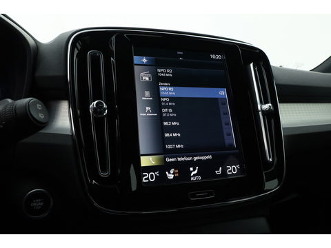 Volvo XC40 1.5 T4 Plug-in hybrid Plus Bright | stoel & stuur verwarming | H&K audio | Elek stoelen & Memory |