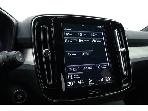 Volvo XC40 1.5 T4 Plug-in hybrid Plus Bright | stoel & stuur verwarming | H&K audio | Elek stoelen & Memory |