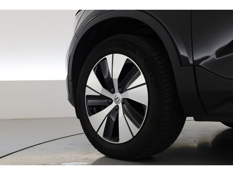 Volvo XC40 1.5 T4 Plug-in hybrid Plus Bright | stoel & stuur verwarming | H&K audio | Elek stoelen & Memory |