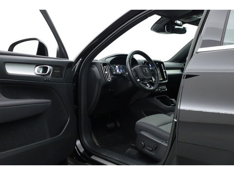 Volvo XC40 1.5 T4 Plug-in hybrid Plus Bright | stoel & stuur verwarming | H&K audio | Elek stoelen & Memory |