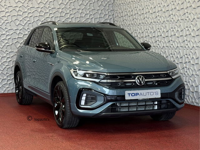 Volkswagen T-Roc - 1.5 TSI 150PK R-LINE PANORAMA BLACKLINE EVO IQ LIGHT ALCANTARA ELEK.KLEP CARPLAY STOEL/STUUR VERW. 19"LMV VIR.COCKPIT 07/2025