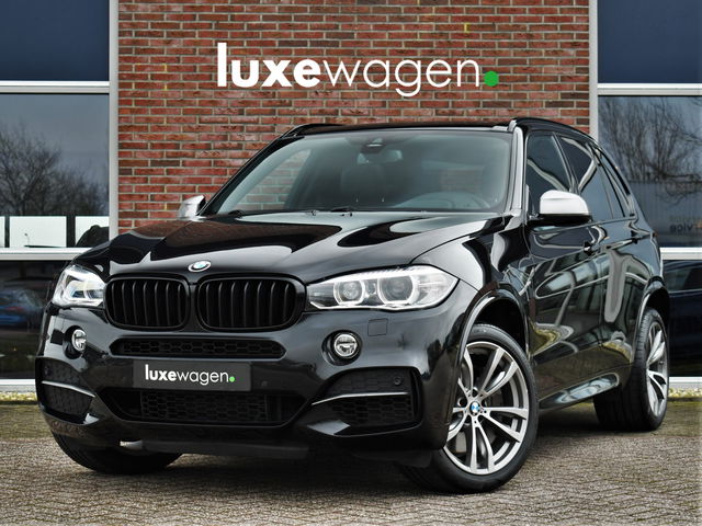 BMW X5 - M50d 381pk grijs kenteken Pano HUD H/K Trekh 20inch
