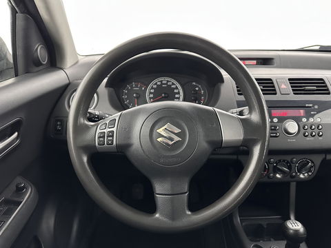 Suzuki Swift 1.3 GLS *COOLANT LEAKAGE* APK 08/26 *AIRCO | COMFORT-SEATS*