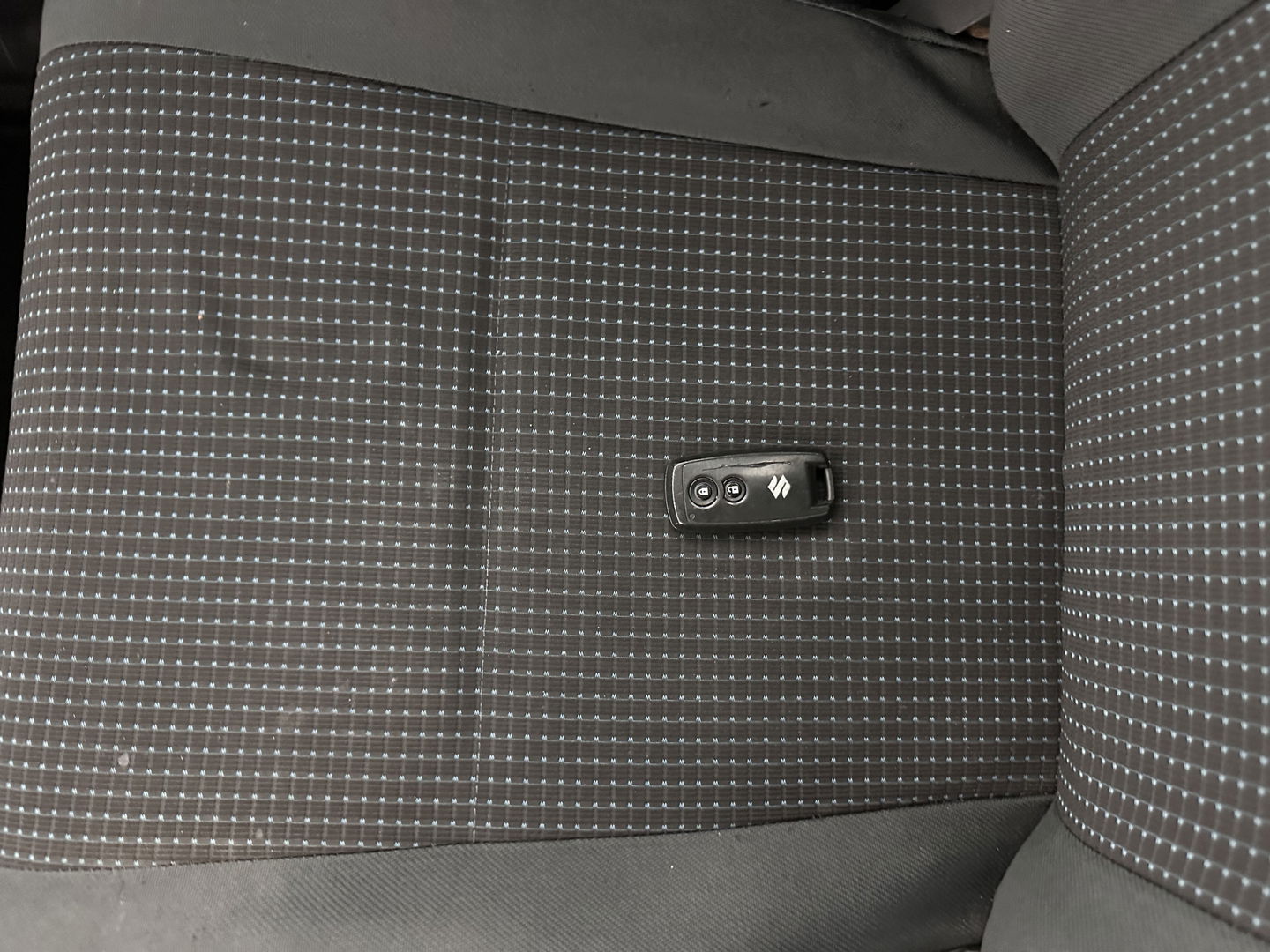 Suzuki Swift 1.3 GLS *COOLANT LEAKAGE* APK 08/26 *AIRCO | COMFORT-SEATS*