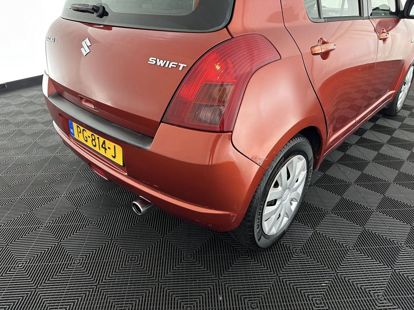 Suzuki Swift 1.3 GLS *COOLANT LEAKAGE* APK 08/26 *AIRCO | COMFORT-SEATS*
