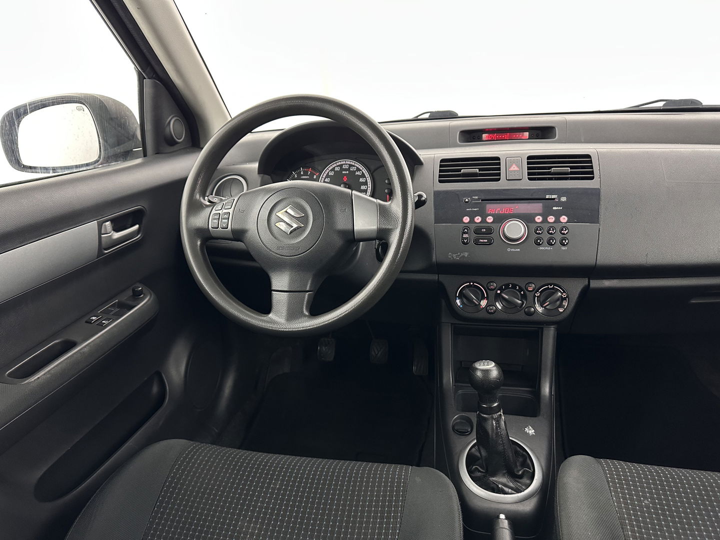 Suzuki Swift 1.3 GLS *COOLANT LEAKAGE* APK 08/26 *AIRCO | COMFORT-SEATS*