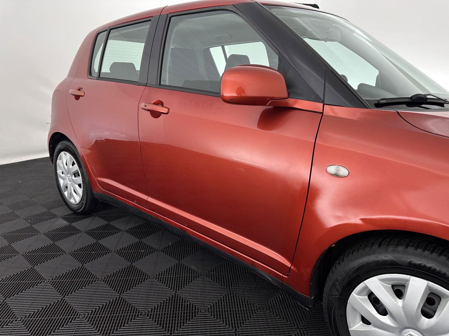 Suzuki Swift 1.3 GLS *COOLANT LEAKAGE* APK 08/26 *AIRCO | COMFORT-SEATS*