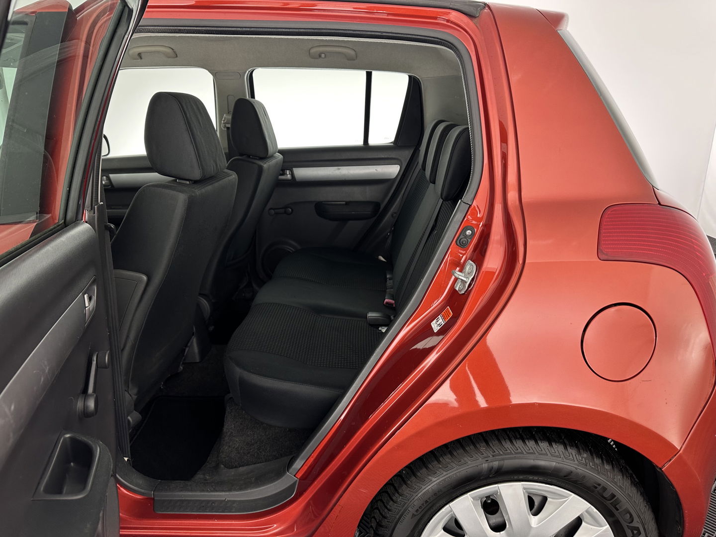 Suzuki Swift 1.3 GLS *COOLANT LEAKAGE* APK 08/26 *AIRCO | COMFORT-SEATS*