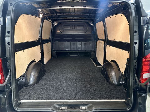 Mercedes-Benz Vito 119 CDI Extra Lang | Cruise Control | Achteruitrijcamera | Parkeersensoren | Apple Carplay | Android Auto | Stoelverwarming | LED