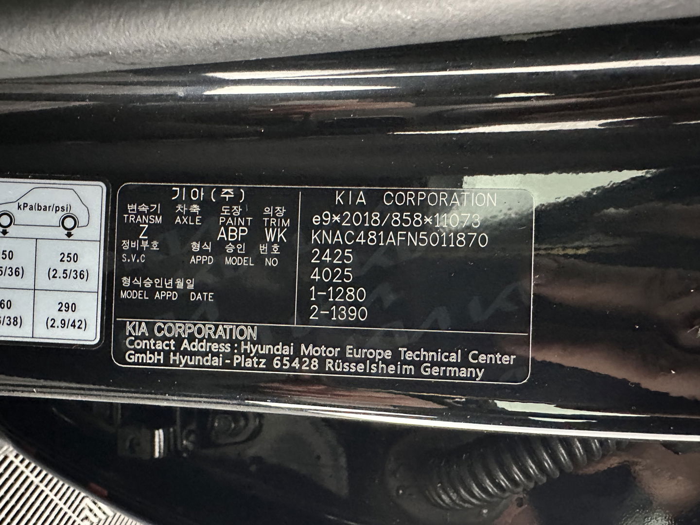 Kia Ev6 GT-Line 77.4 kWh (3-Fase-11kW) {SOH-96%} (INCL-BTW) Aut. *HEATPUMP | PANO | HEAD-UP | LEATHER-ALCANTARA | ADAPTIVE-CRUISE | DIGI-COCKPIT | MERIDIAN-AUDIO | MEMORYPACK | FULL-LED | KEYLESS | TOPVIEW | DAB | BLINDSPOT | NAVI-FULLMAP |