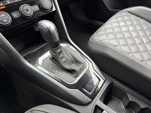 Volkswagen T-Roc Cabrio 1.5 TSI R-Line Leder|ACC|Camera|Virtiual-Cockpit|Led