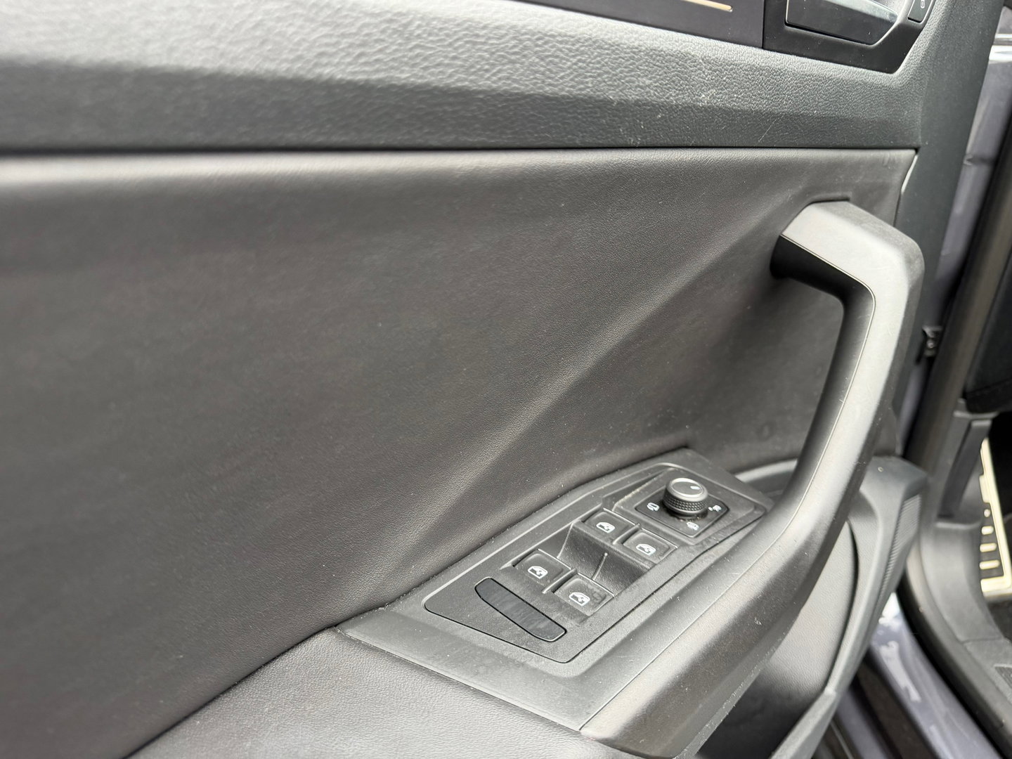 Volkswagen T-Roc Cabrio 1.5 TSI R-Line Leder|ACC|Camera|Virtiual-Cockpit|Led