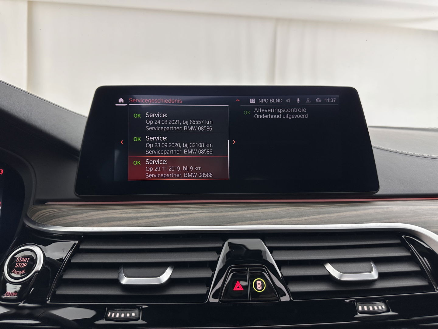 BMW 5 Serie Touring 540i xDrive M-Sportpack High Executive Aut. *PANO | LEATHER | FULL-LED | ADAPTIVE-CRUISE | DIGI-COCKPIT | MEMORY-PACK | BLINDSPOT | TOPVIEW | HARMAN/KARDON | KEYLESS | DIGI-COCKPIT | HEATED-COMFORTSEATS | AMBIENTLIGHT | HEAD-UP |