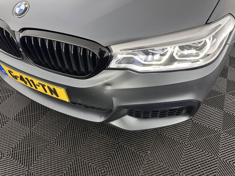 BMW 5 Serie Touring 540i xDrive M-Sportpack High Executive Aut. *PANO | LEATHER | FULL-LED | ADAPTIVE-CRUISE | DIGI-COCKPIT | MEMORY-PACK | BLINDSPOT | TOPVIEW | HARMAN/KARDON | KEYLESS | DIGI-COCKPIT | HEATED-COMFORTSEATS | AMBIENTLIGHT | HEAD-UP |