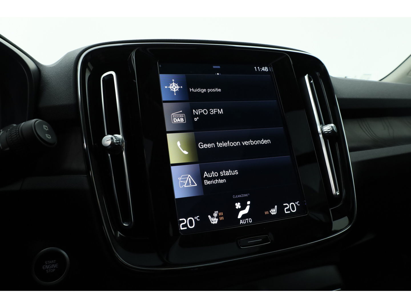 Volvo XC40 1.5 T5 Plug-in hybrid Ultimate Dark | Pano | Pilot Assist | Memory | 360cam | Stoel- Stuurverw. | Apple CarPlay | 19''