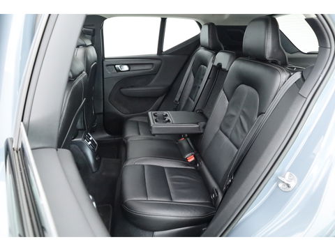 Volvo XC40 1.5 T5 Plug-in hybrid Ultimate Dark | Pano | Pilot Assist | Memory | 360cam | Stoel- Stuurverw. | Apple CarPlay | 19''