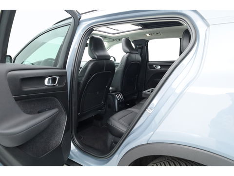 Volvo XC40 1.5 T5 Plug-in hybrid Ultimate Dark | Pano | Pilot Assist | Memory | 360cam | Stoel- Stuurverw. | Apple CarPlay | 19''