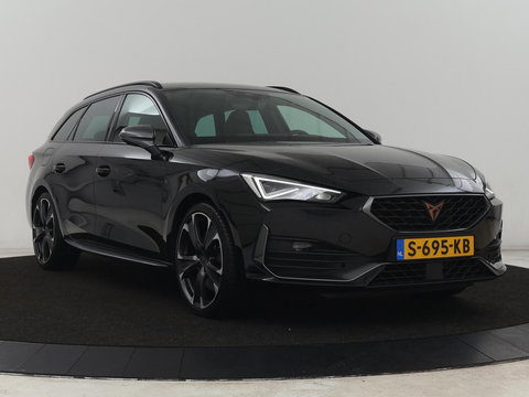 CUPRA Leon 1.4 e-Hybrid VZ Business | SOH 94% | 245pk | Trekhaak | Stuurverwarming |  Carplay | Adaptive cruise | Sfeerverlichting | Navigatie | Parkeerhulp | Keyless | PHEV | Plug In
