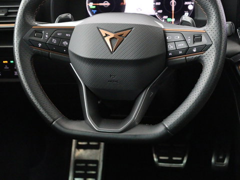 CUPRA Leon 1.4 e-Hybrid VZ Business | SOH 94% | 245pk | Trekhaak | Stuurverwarming |  Carplay | Adaptive cruise | Sfeerverlichting | Navigatie | Parkeerhulp | Keyless | PHEV | Plug In