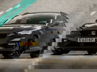 SEAT Leon - Sportstourer 1.4 TSI FR eHybrid PHEV Sport 204Pk Automaat (APPLE CARPLAY, GROOT NAVI, CAMERA, SFEERVERLICHTING, LEDER, SPORTSTOELEN, TREKHAAK, KEYLESS, ADAPTIVE CRUISE, NIEUWSTAAT)