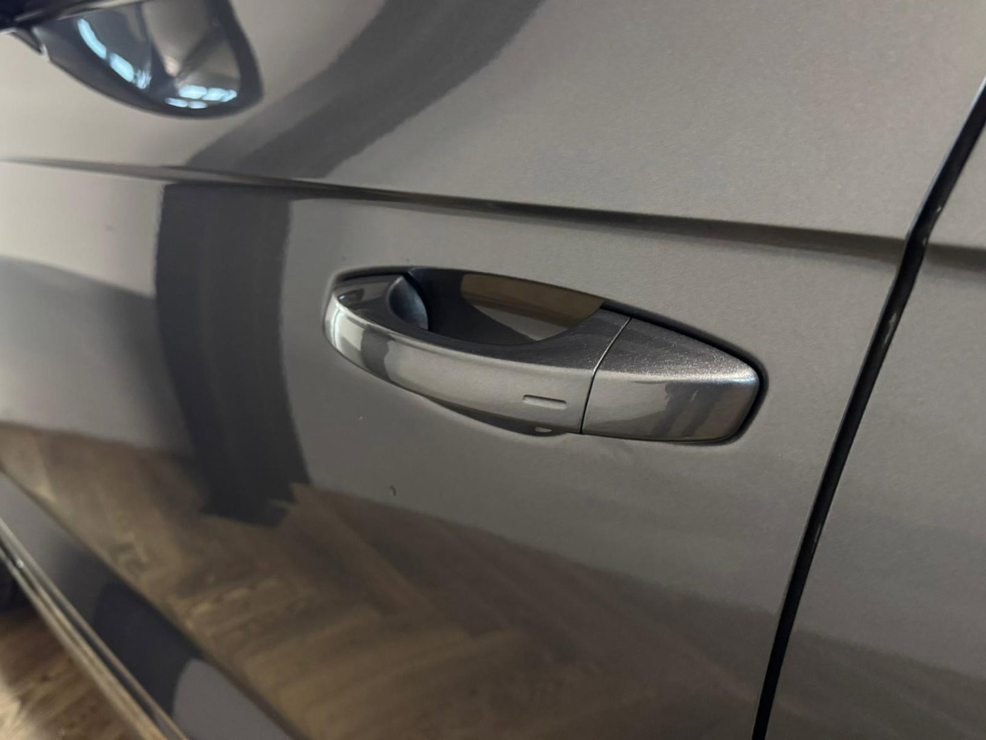 Volkswagen T-Roc 1.5 TSI R-Line PANO KEYLESS VOL'