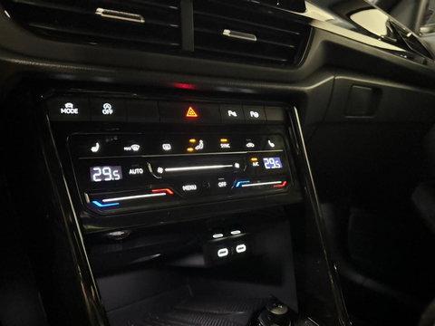 Volkswagen T-Roc 1.5 TSI R-Line PANO KEYLESS VOL'