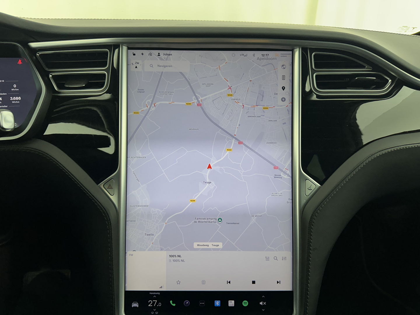 Tesla Model X 75D Base 7-Pers. [ 3-Fase-17kW ] {SOH-88%} Aut. *PANO-WINDOW | AUTOPILOT | LEATHER-FABRIC | TOPVIEW | NAVI-FULLMAP | FULL-LED | AIRSUSPENSION | DIGI-COCKPIT | KEYLESS | CAMERA | DAB+ | HEATED-COMFORTSEATS | 20''ALU*