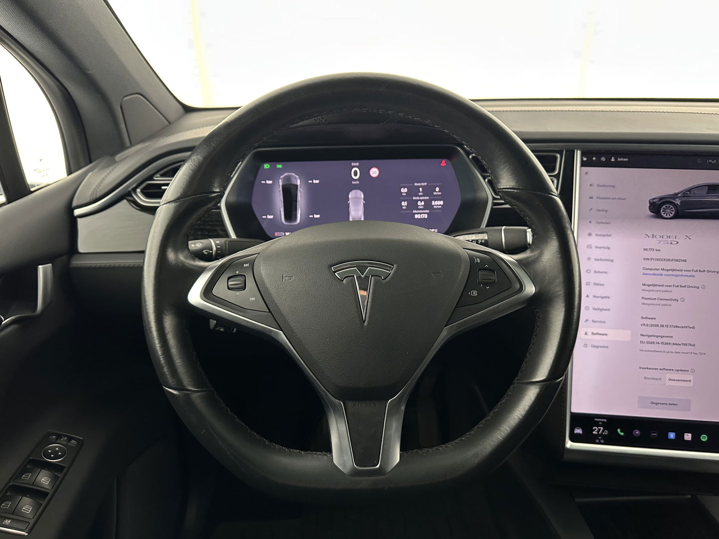 Tesla Model X 75D Base 7-Pers. [ 3-Fase-17kW ] {SOH-88%} Aut. *PANO-WINDOW | AUTOPILOT | LEATHER-FABRIC | TOPVIEW | NAVI-FULLMAP | FULL-LED | AIRSUSPENSION | DIGI-COCKPIT | KEYLESS | CAMERA | DAB+ | HEATED-COMFORTSEATS | 20''ALU*