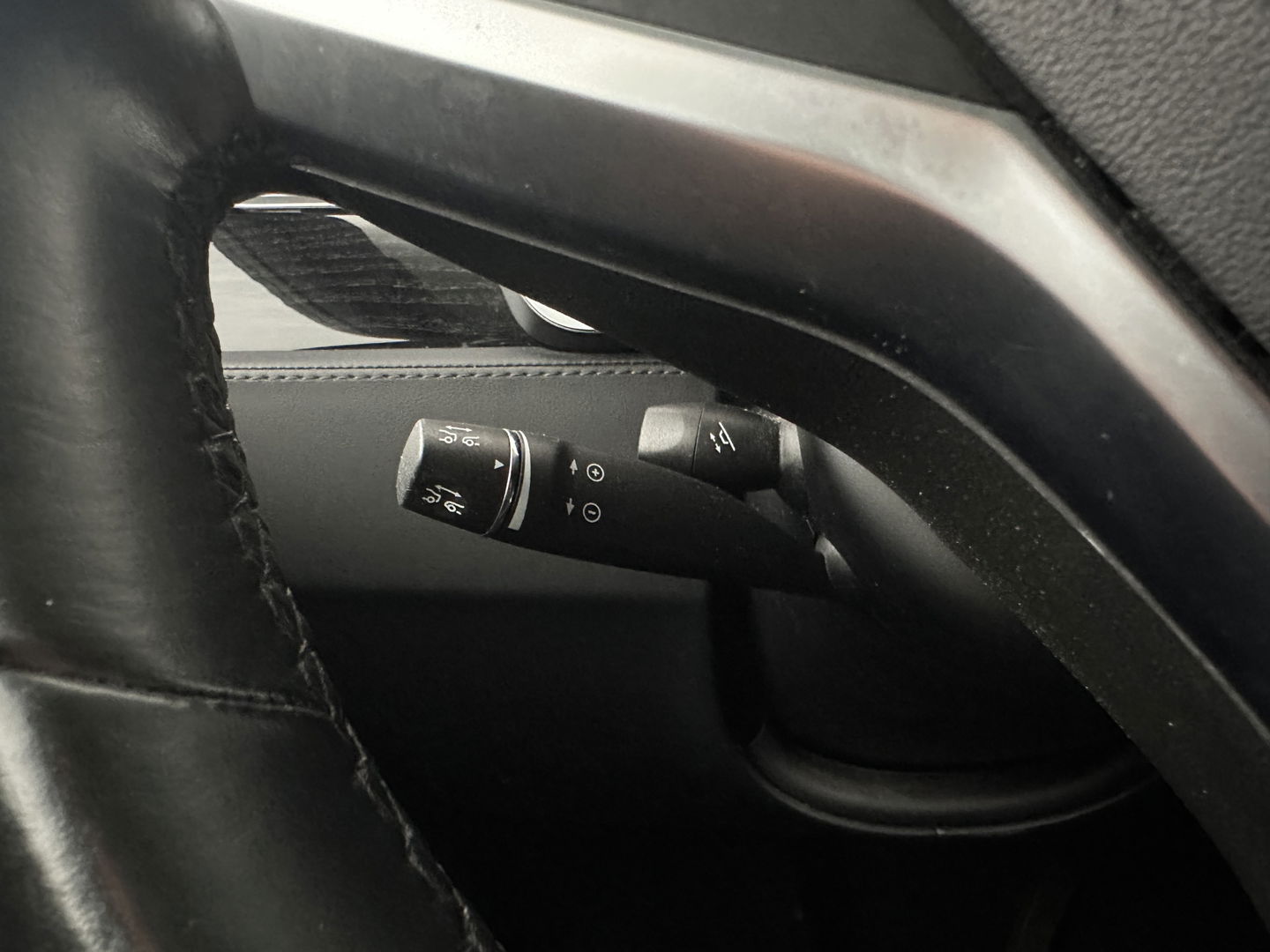 Tesla Model X 75D Base 7-Pers. [ 3-Fase-17kW ] {SOH-88%} Aut. *PANO-WINDOW | AUTOPILOT | LEATHER-FABRIC | TOPVIEW | NAVI-FULLMAP | FULL-LED | AIRSUSPENSION | DIGI-COCKPIT | KEYLESS | CAMERA | DAB+ | HEATED-COMFORTSEATS | 20''ALU*