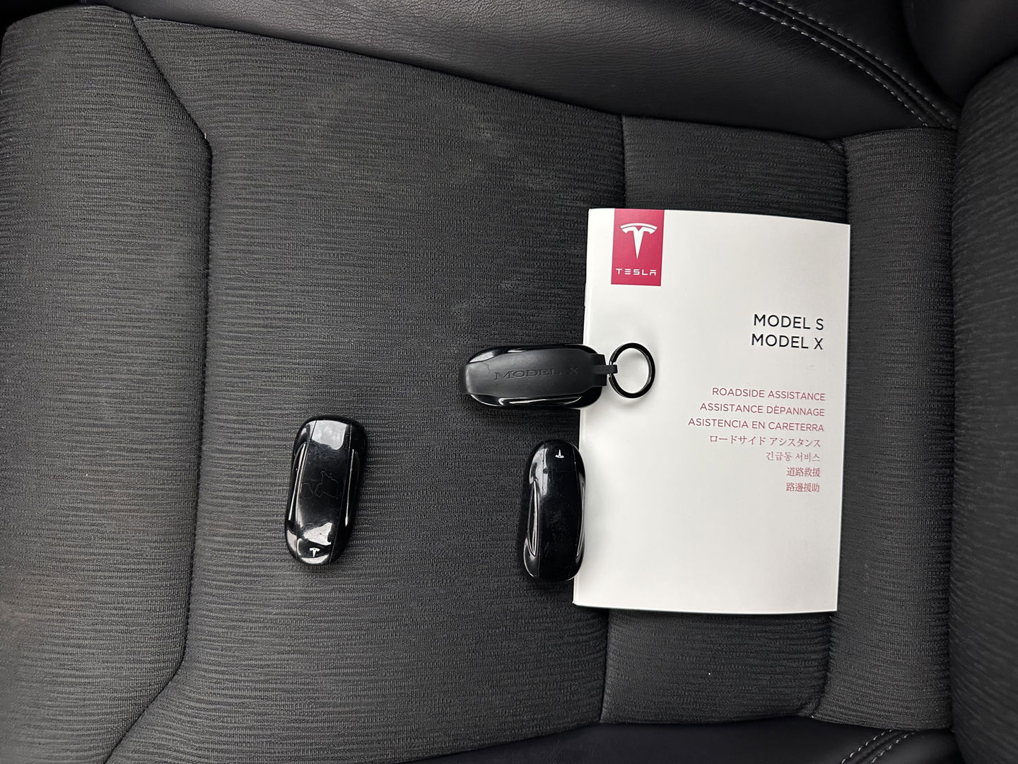 Tesla Model X 75D Base 7-Pers. [ 3-Fase-17kW ] {SOH-88%} Aut. *PANO-WINDOW | AUTOPILOT | LEATHER-FABRIC | TOPVIEW | NAVI-FULLMAP | FULL-LED | AIRSUSPENSION | DIGI-COCKPIT | KEYLESS | CAMERA | DAB+ | HEATED-COMFORTSEATS | 20''ALU*