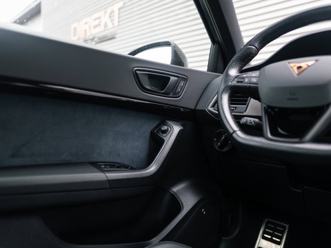 CUPRA Ateca 2.0 TSI 4DRIVE LIMITED PANO CARBON BREMBO BEATS