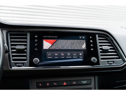 CUPRA Ateca 2.0 TSI 4DRIVE LIMITED PANO CARBON BREMBO BEATS