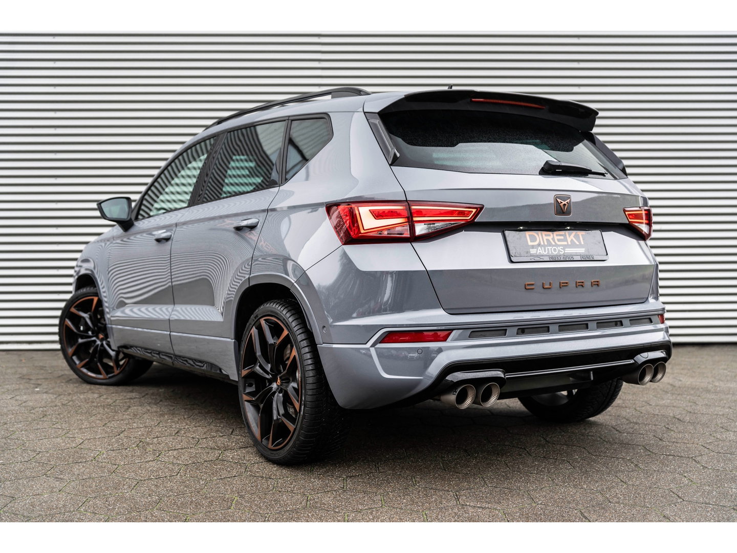 CUPRA Ateca 2.0 TSI 4DRIVE LIMITED PANO CARBON BREMBO BEATS
