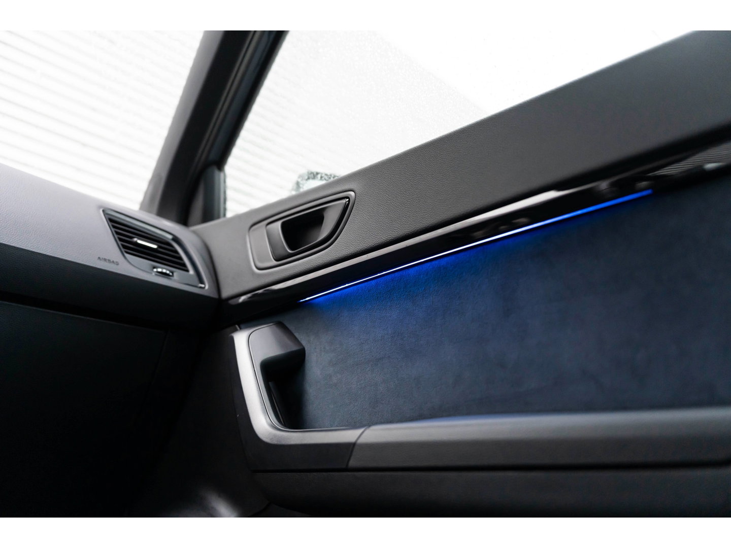 CUPRA Ateca 2.0 TSI 4DRIVE LIMITED PANO CARBON BREMBO BEATS