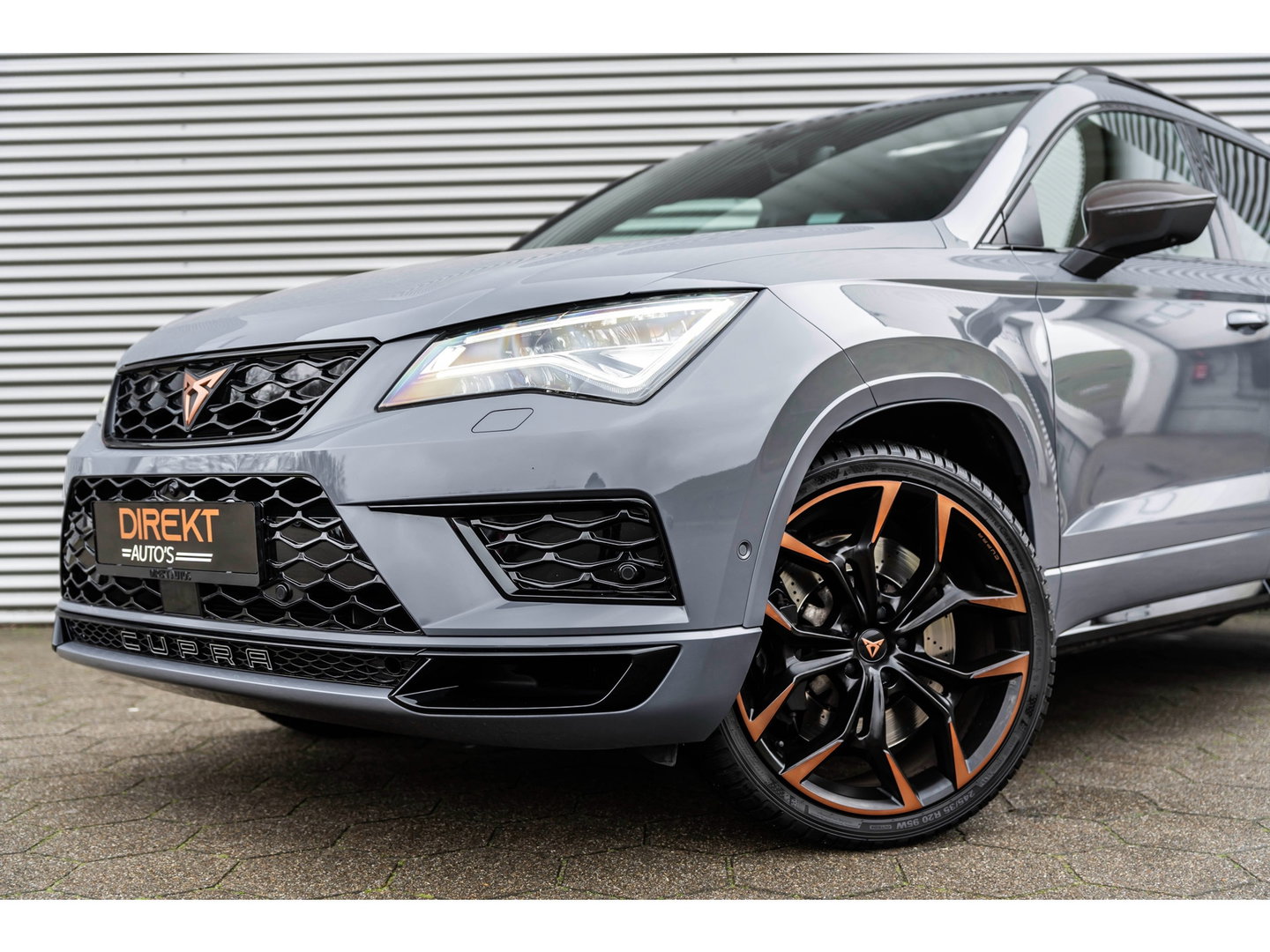 CUPRA Ateca 2.0 TSI 4DRIVE LIMITED PANO CARBON BREMBO BEATS