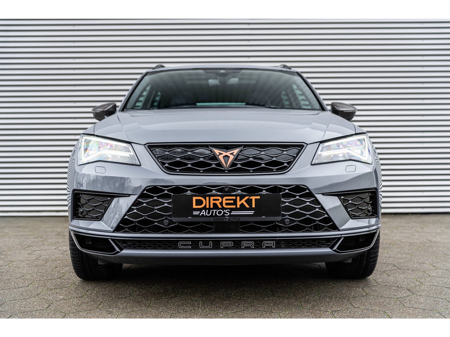 CUPRA Ateca 2.0 TSI 4DRIVE LIMITED PANO CARBON BREMBO BEATS