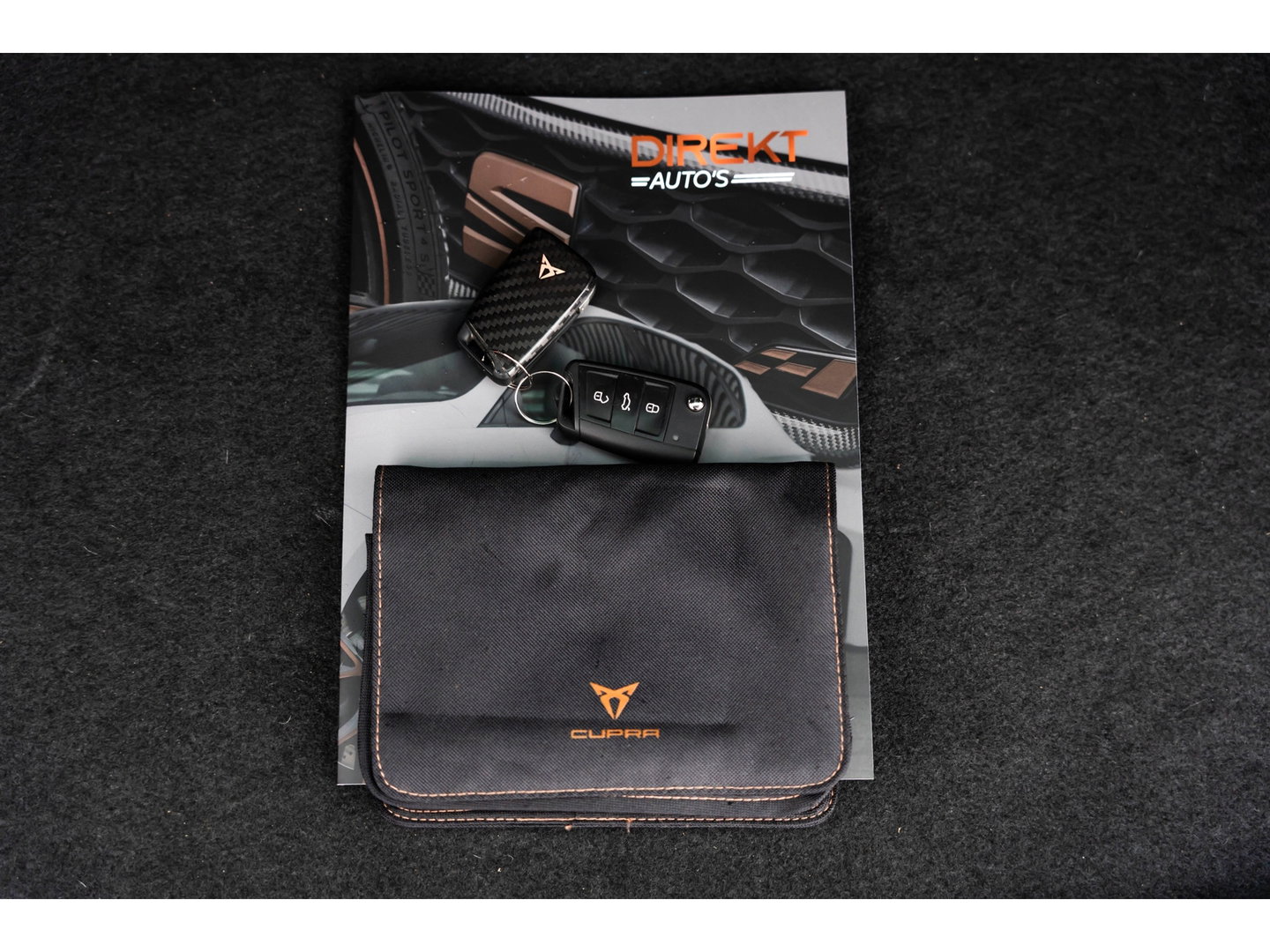 CUPRA Ateca 2.0 TSI 4DRIVE LIMITED PANO CARBON BREMBO BEATS