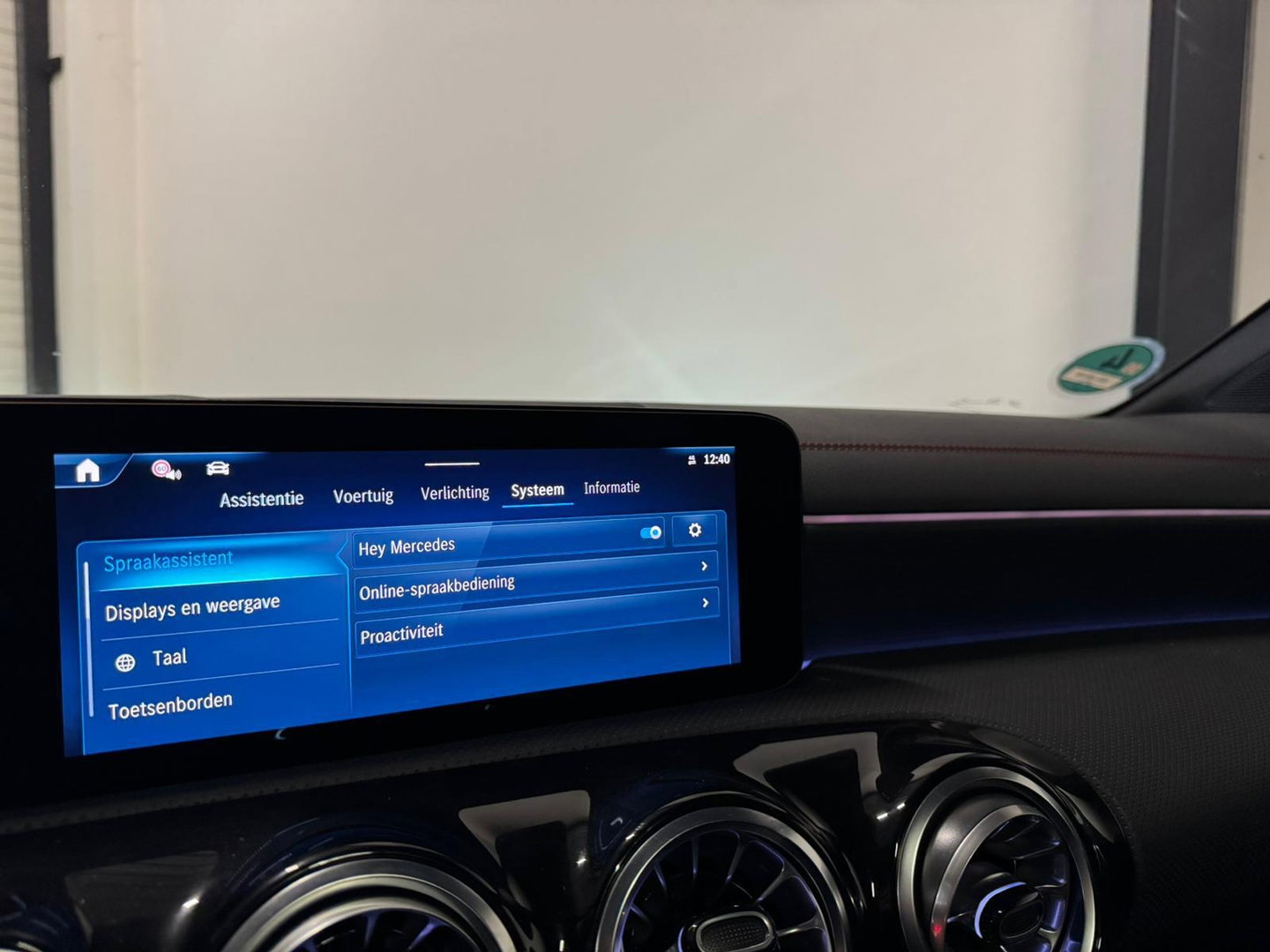 Mercedes-Benz CLA-Klasse 180 AMG PANO 360' SFEER VOL!