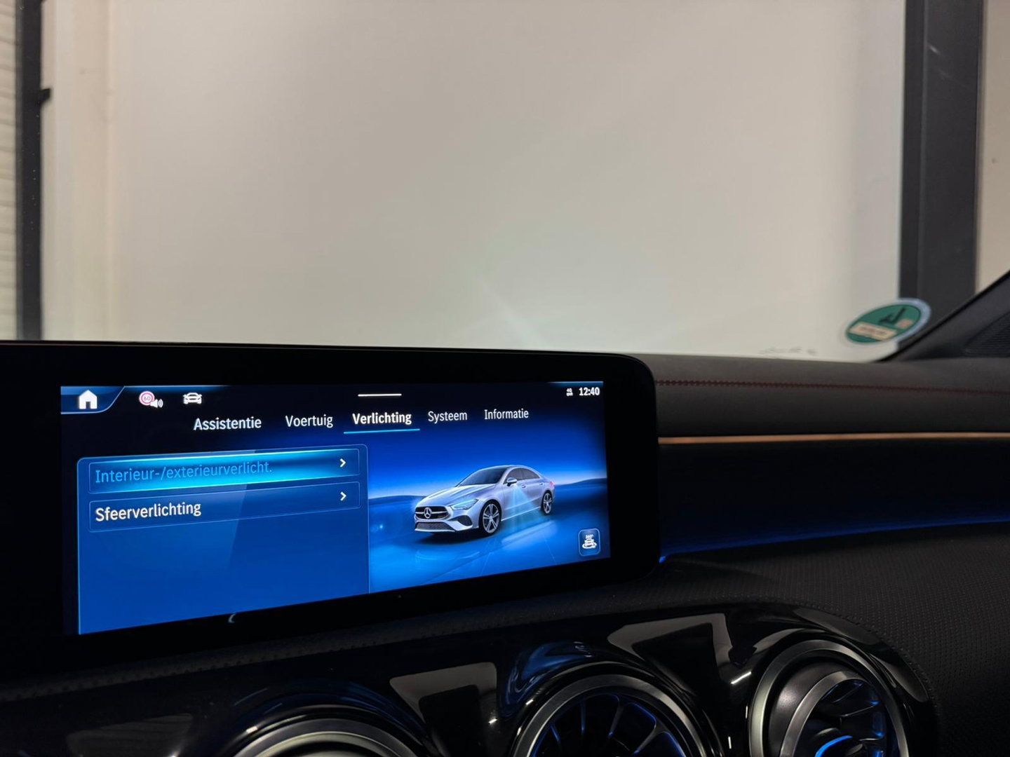 Mercedes-Benz CLA-Klasse 180 AMG PANO 360' SFEER VOL!