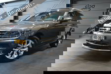 Volkswagen Tiguan - 1.4 TSI ACT Highline pano leer camera trekhaak 150 pk !!