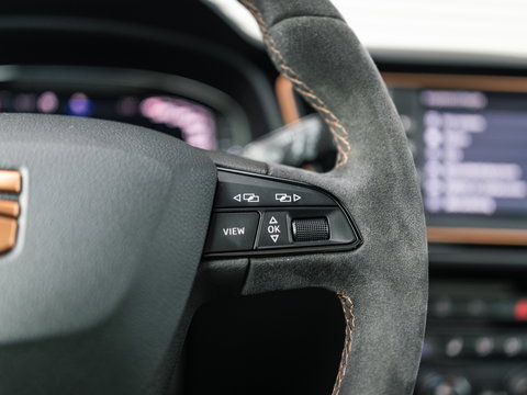 SEAT Leon ST 2.0 TSI CUPRA R 4DRIVE BLACKNESS GREY CARBON