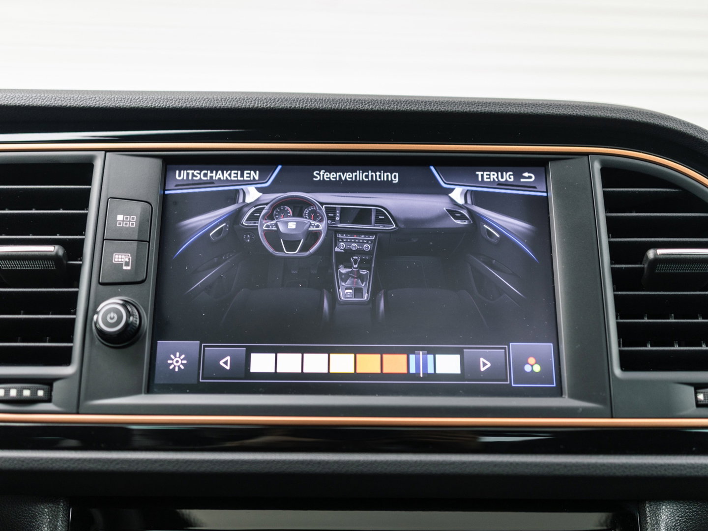 SEAT Leon ST 2.0 TSI CUPRA R 4DRIVE BLACKNESS GREY CARBON