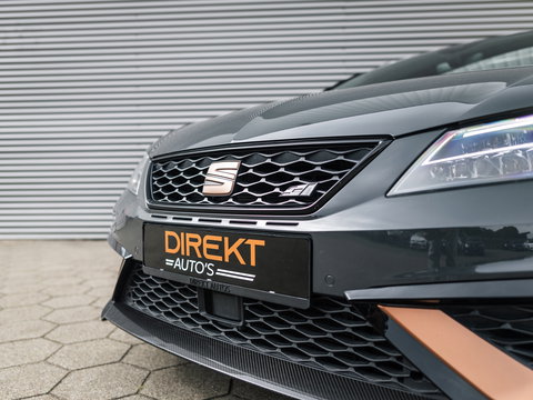 SEAT Leon ST 2.0 TSI CUPRA R 4DRIVE BLACKNESS GREY CARBON