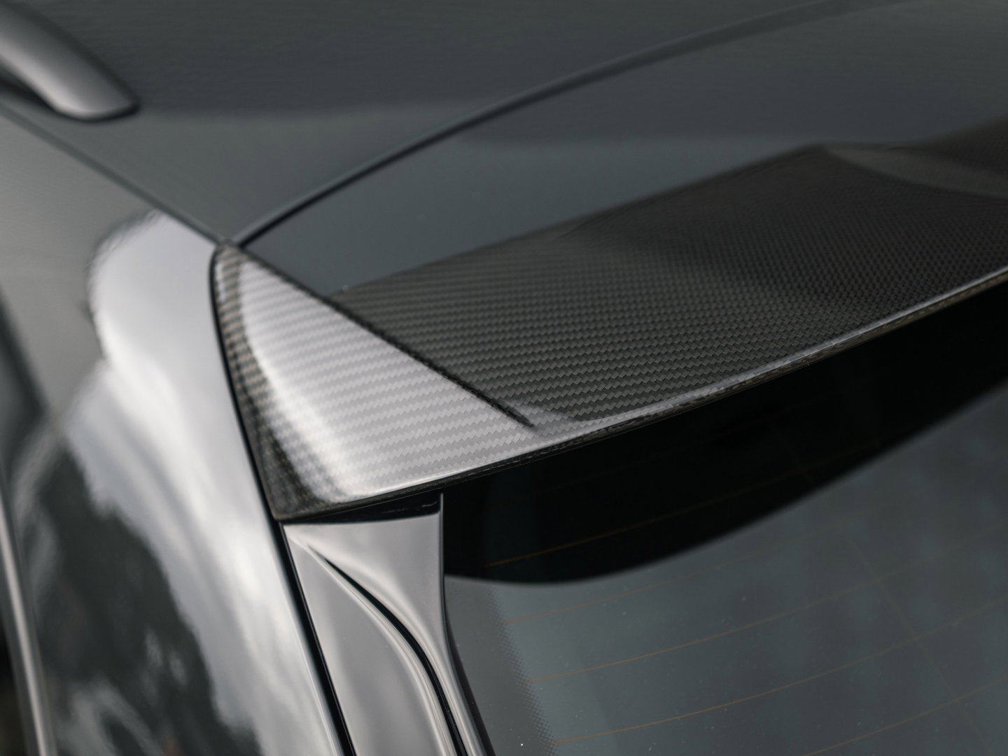 SEAT Leon ST 2.0 TSI CUPRA R 4DRIVE BLACKNESS GREY CARBON